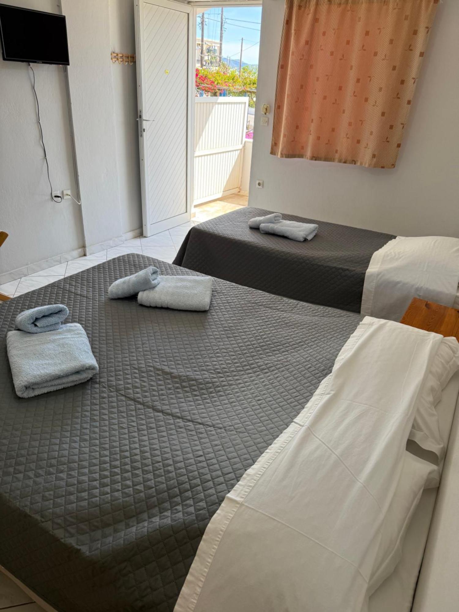 Vias Hotell Neápolis Eksteriør bilde