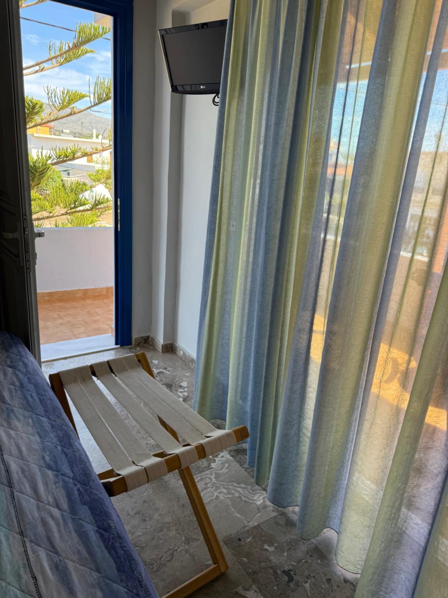 Vias Hotell Neápolis Eksteriør bilde
