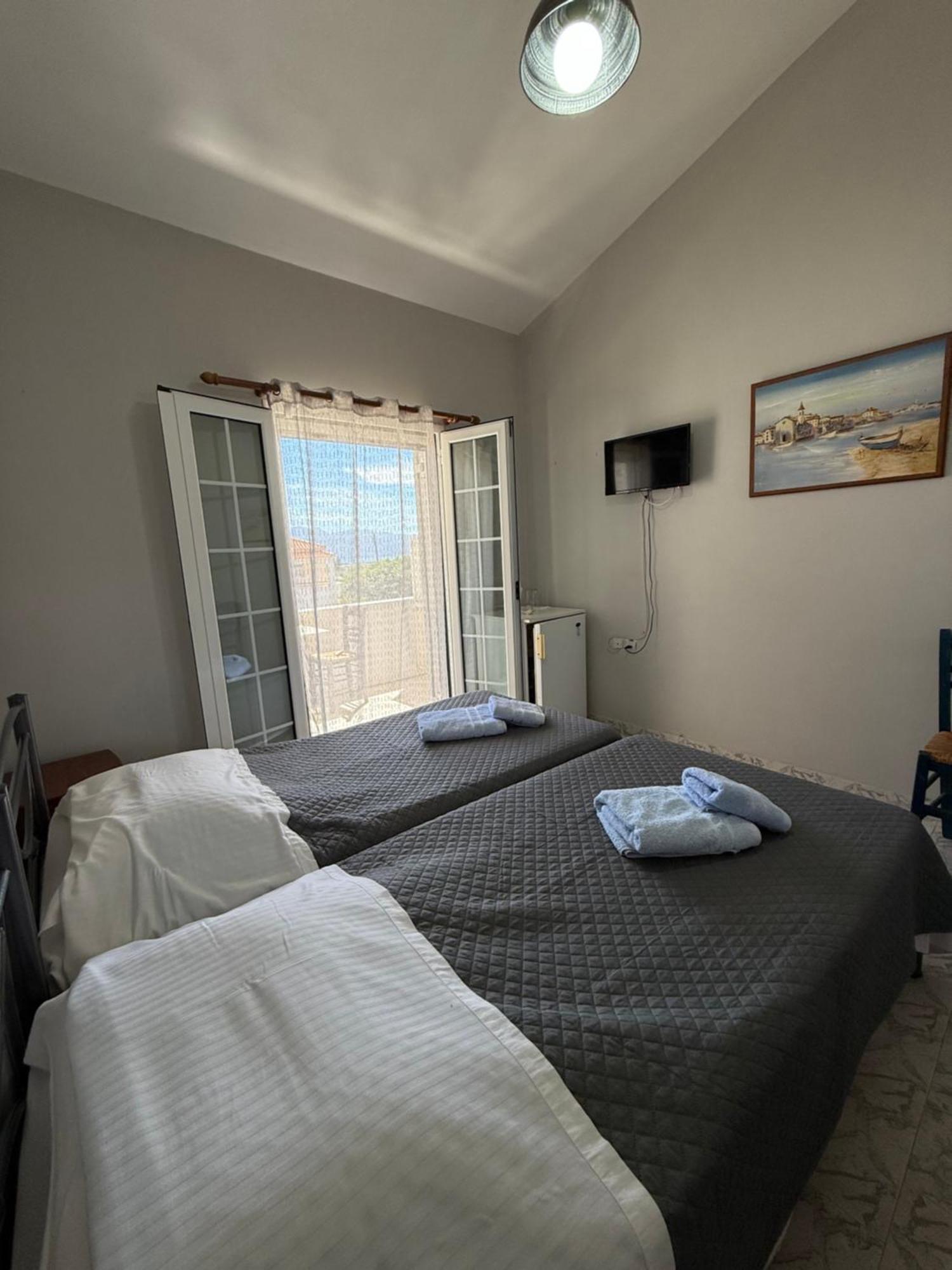Vias Hotell Neápolis Eksteriør bilde