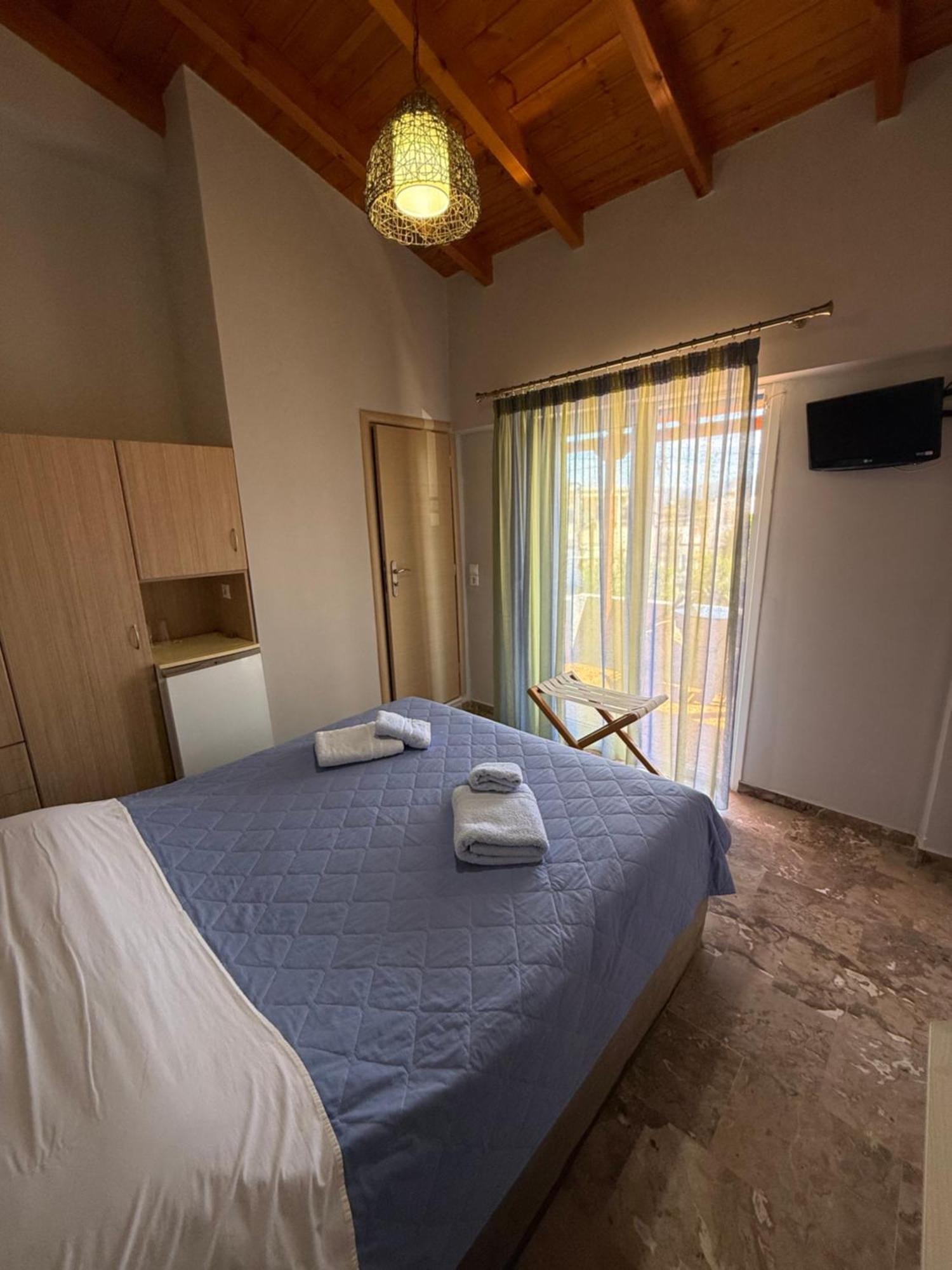 Vias Hotell Neápolis Eksteriør bilde